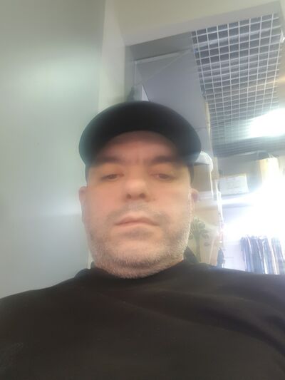  ,   Karen, 43 ,   ,   