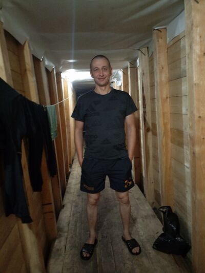  ,   Andrei, 42 ,   ,   