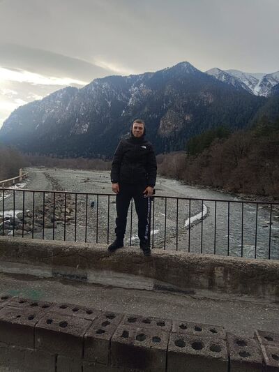  ,   Tommy, 26 ,   ,   