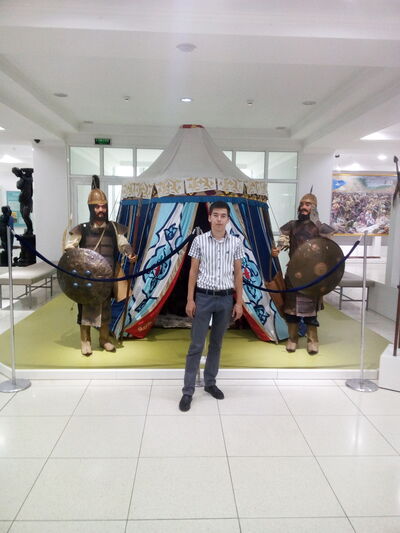  ,   Alisher, 31 ,   ,   , c , 