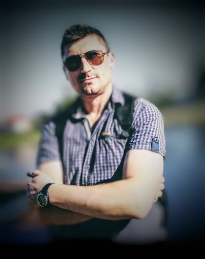  ,   MAXIM, 44 ,   ,   , c , 