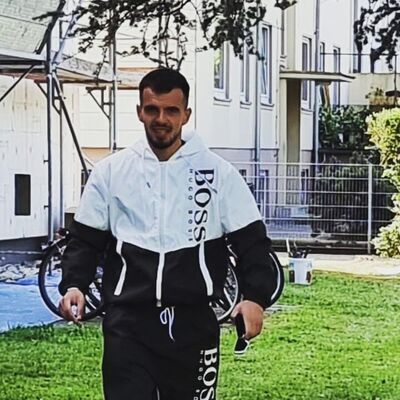  ,   Hamolli, 37 ,   ,   
