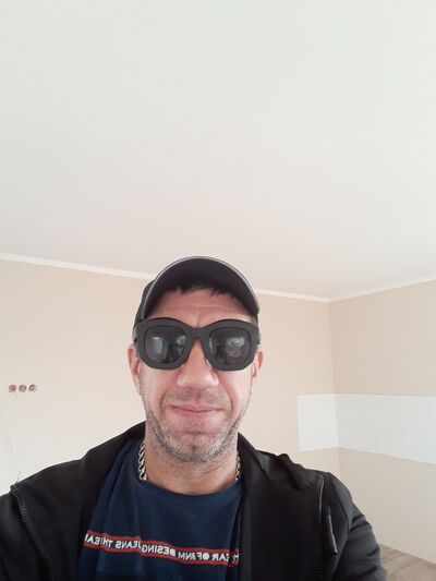  ,   Sergei, 47 ,   ,   , c , 