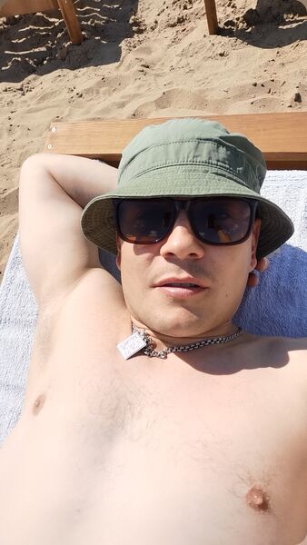   ,   Boy, 33 ,   ,   , c , 