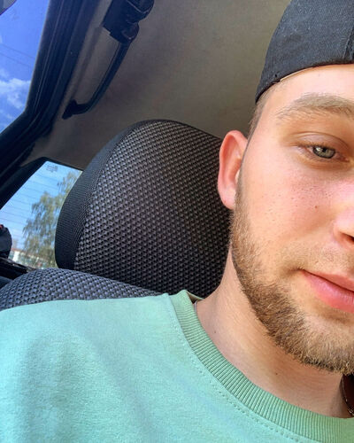   ,   Ilya, 24 ,   c , 