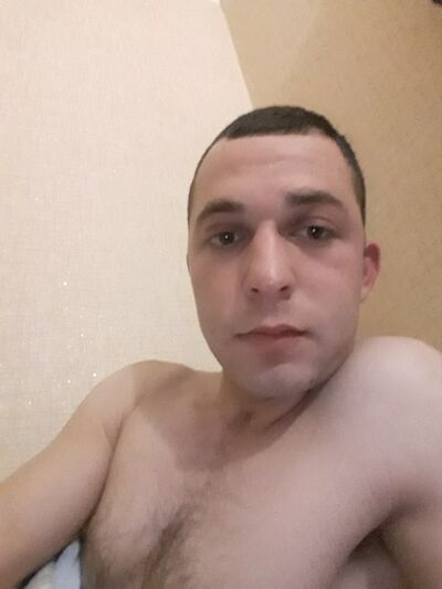  ,   Artur, 30 ,   ,   , c 