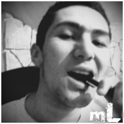  ,   Miric, 29 ,   