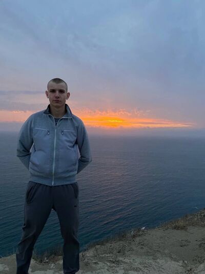  ,   Kirill, 20 ,     , c , 