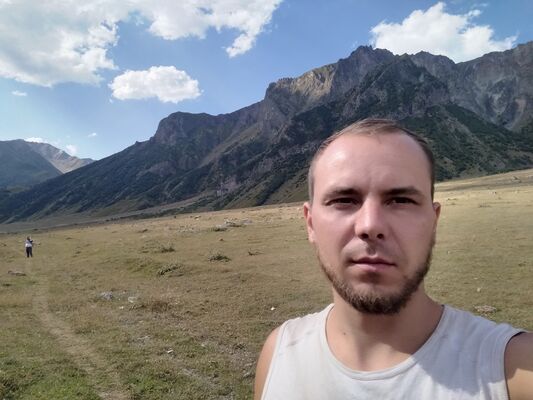  ,   Andrey, 31 ,   ,   