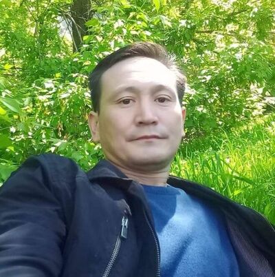  ,   Arman, 43 ,   ,   