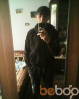  ,   Sasha, 32 ,   
