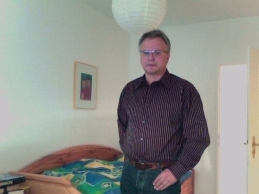  ,   Donald, 61 ,   ,   , c 