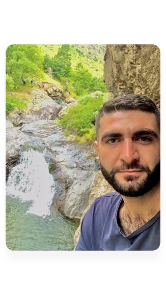  ,   Alex, 33 ,   ,   