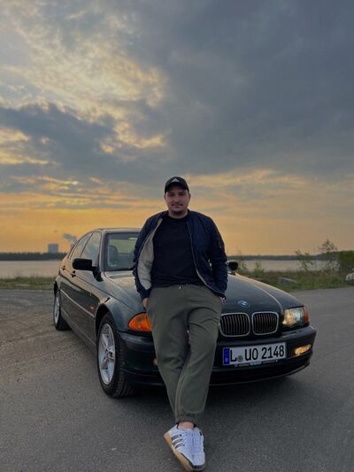  ,   Zhenya, 26 ,   ,   