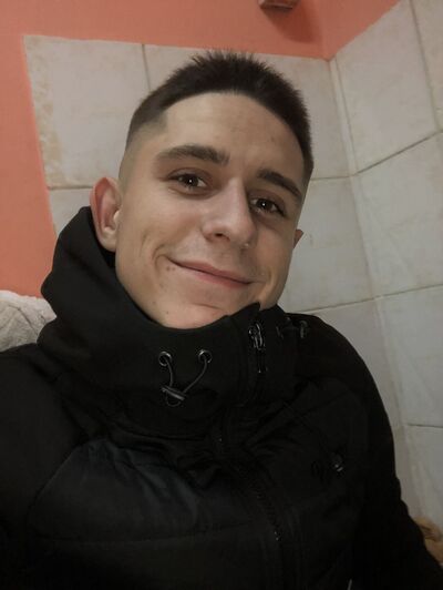  ,   Andrew, 27 ,   ,   , c 