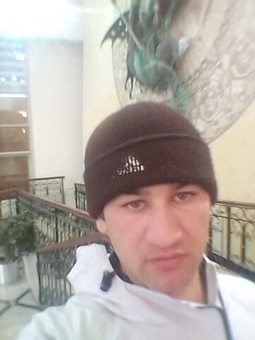  ,   Roma, 32 ,   
