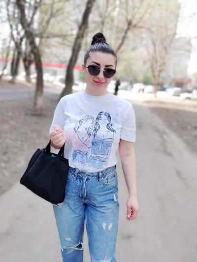  ,   Elizaveta, 33 ,     , c 