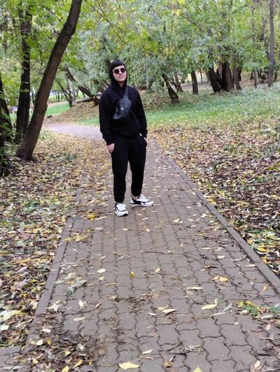  ,   Isahak, 20 ,   ,   