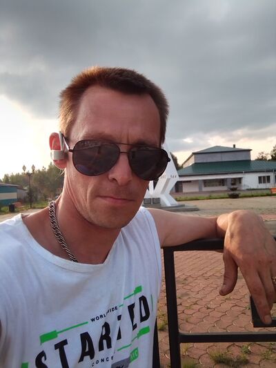  --,   Deni, 46 ,     , c 