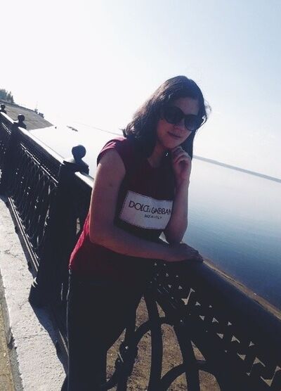  ,   Anastasia, 28 ,  