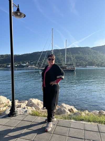  Leawood,   Venera, 49 ,   ,   