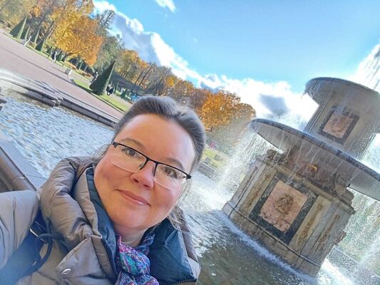  ,   Regi, 52 ,     , c 