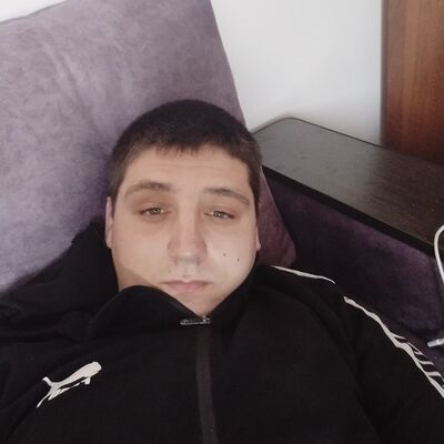  ,   Ruslan, 22 ,   ,   
