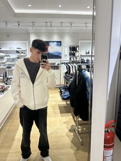  Ortakoy,   Talha, 18 ,   ,   