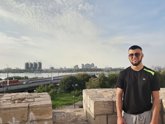  ,   Ali, 27 ,   ,   