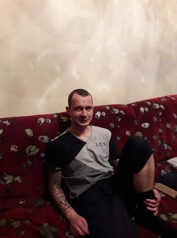  ,   Maxim, 40 ,   ,   , c 