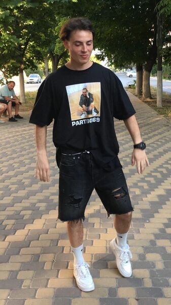  ,   Sebastian, 24 ,   ,   , c 