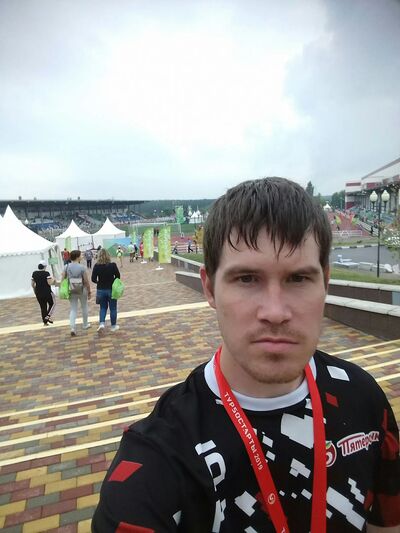  ,   Pavel, 32 ,   ,   , c , 