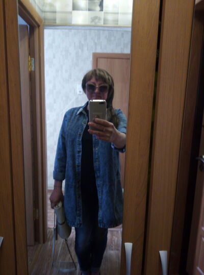  ,   Lioness, 54 ,   ,   , c 
