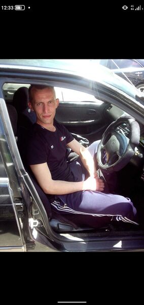  ,   Anton, 37 ,   ,   , c , 