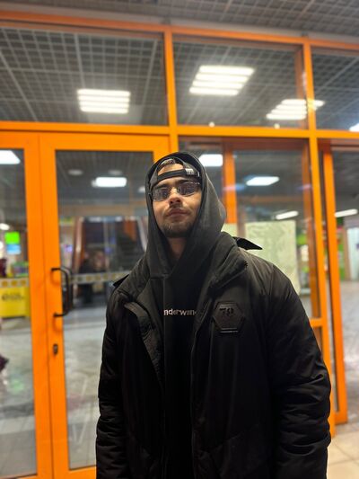  ,   Nikita, 25 ,   ,   