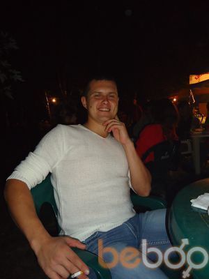  ,   Pijon, 37 ,  