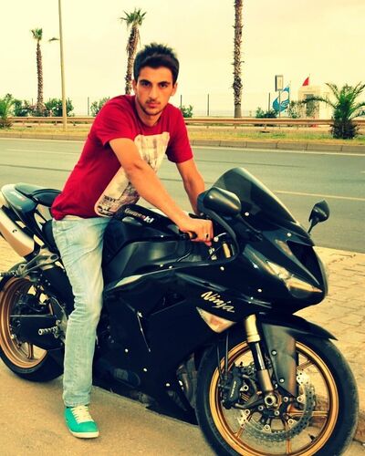 ,   Emir, 33 ,   ,   , c 