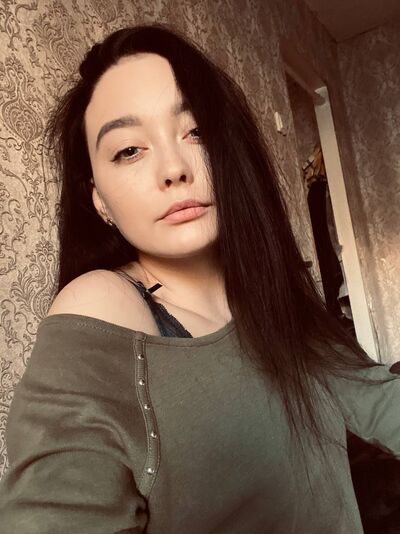  ,   Ekaterina, 21 ,     , c 