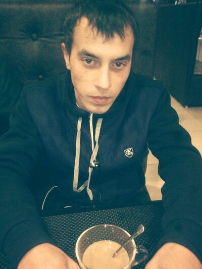  -,   Denis, 31 ,     , c 