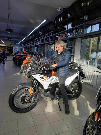 ,   Vick, 57 ,  