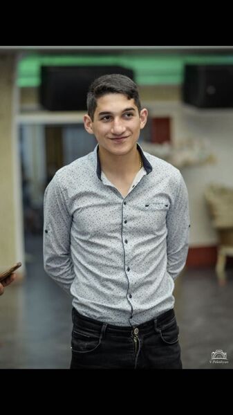  ,   Lyudvig, 21 ,   ,   