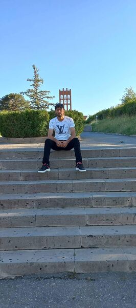  ,   Armen, 33 ,   ,   , c , 