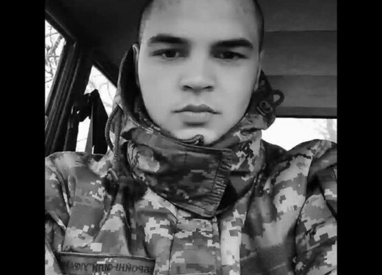  ,   _, 20 ,   ,   