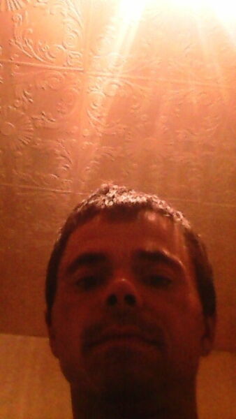 ,   Viktor, 40 ,  