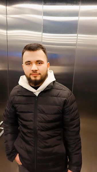   ,   Sharif, 23 ,     , c 