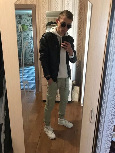  ,   Denis, 26 ,   ,   , c , 