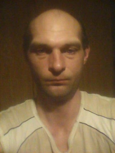  ,   SERGEI, 42 ,   