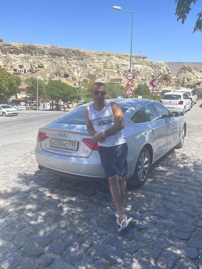  ,   Emre, 39 ,   