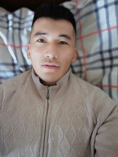  ,   Bakr, 32 ,   ,   