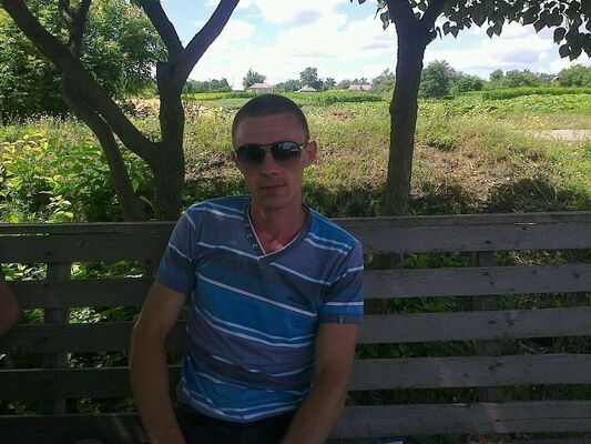  ,   Serkiy, 40 ,   ,   , c 